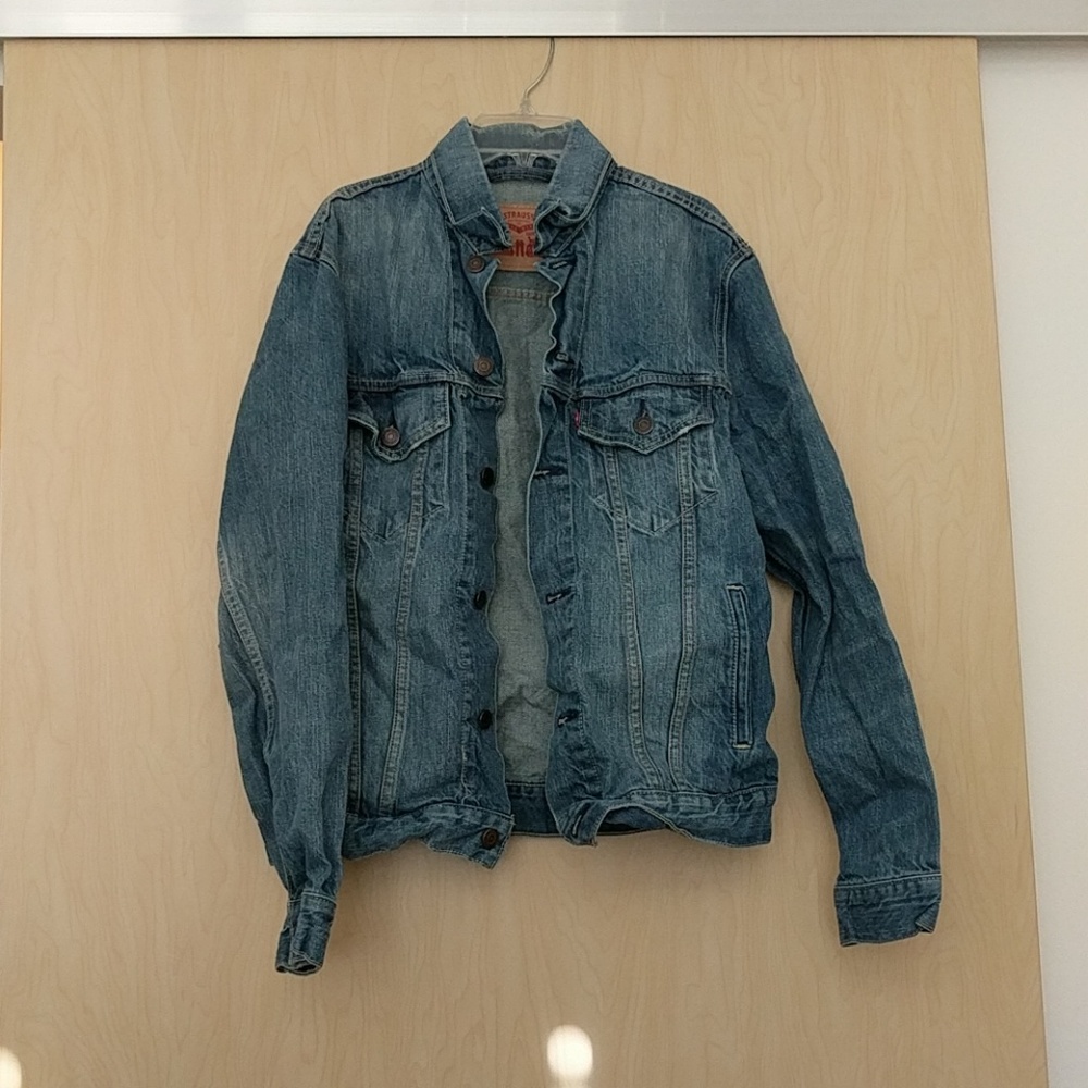 Levi's Blue Jean Jacket Size M